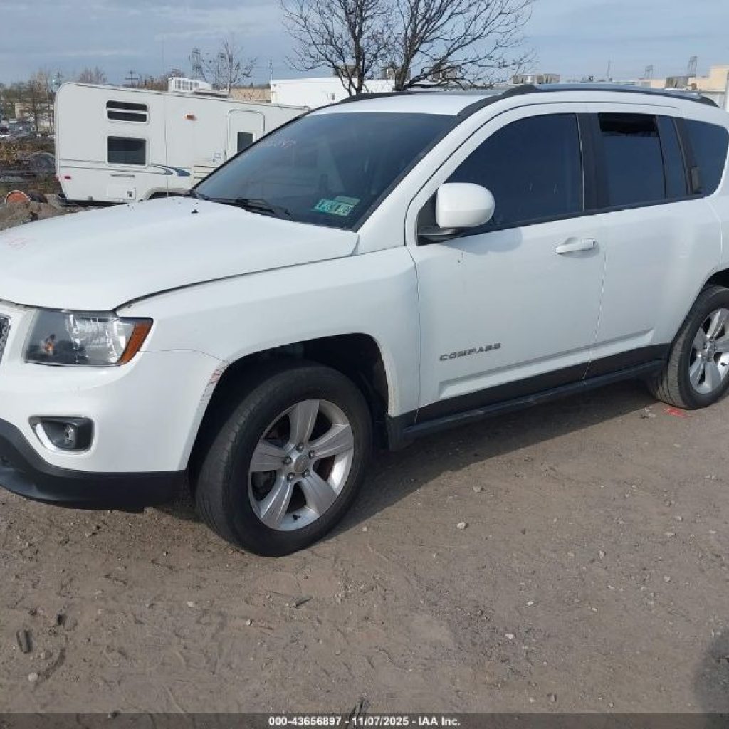 Totaled Cars Auction: Best Deals on Damaged Vehicles