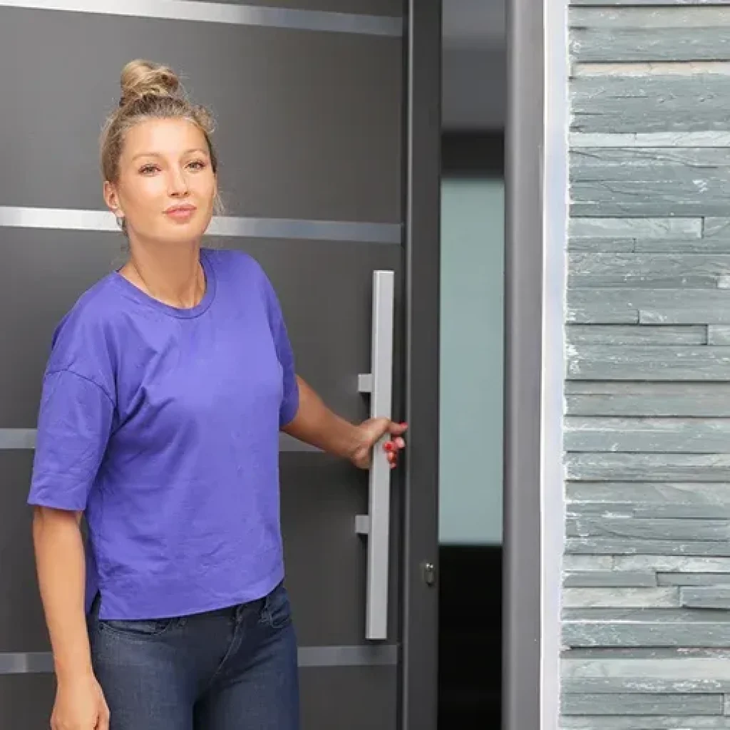 Replacement VELUX Glass Panes: Quick, Precise Skylight Fix