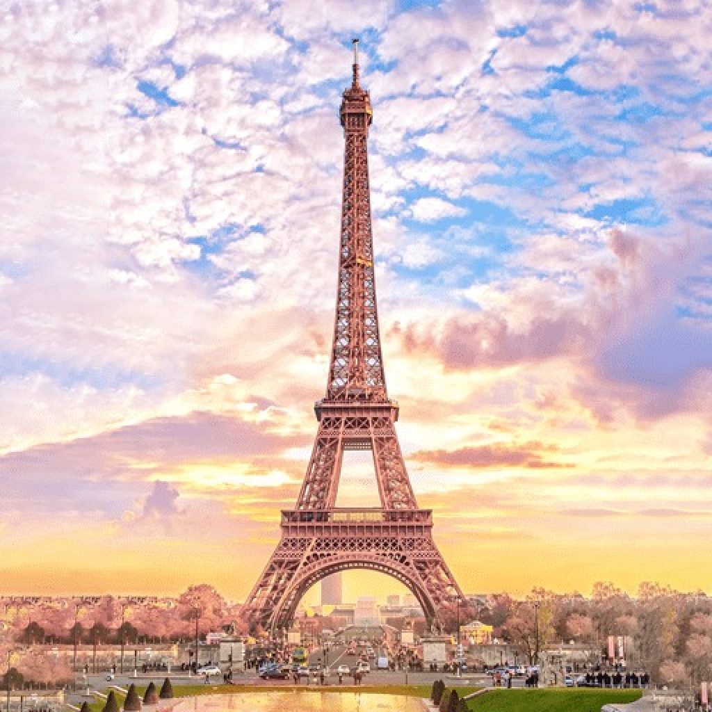 Notre Dame Sainte Chapelle Conciergerie Package — Seamless Paris visit