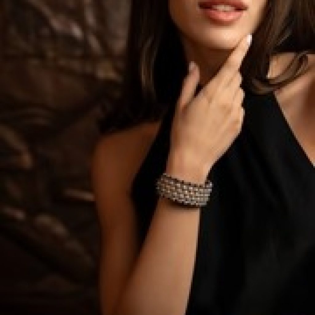 Shop the Sparkle: Buy Pavé Diamond Bracelet Online