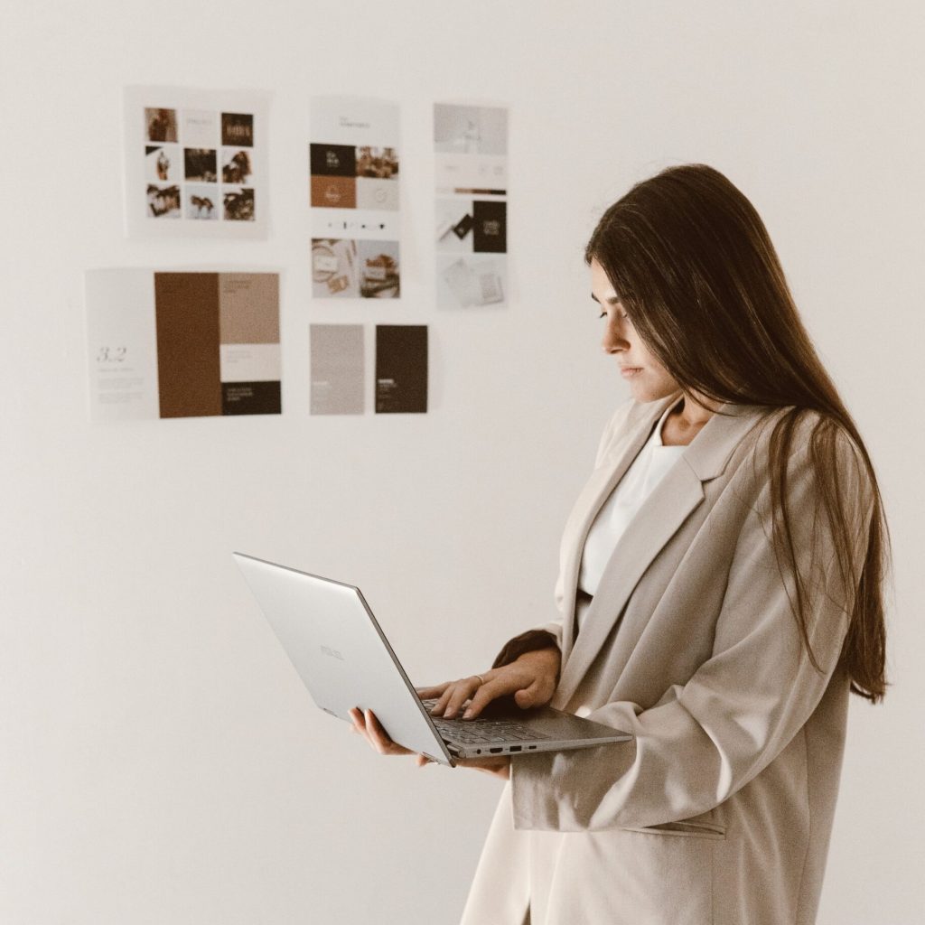 Agencia de branding Latam: impulsa tu marca en América Latina