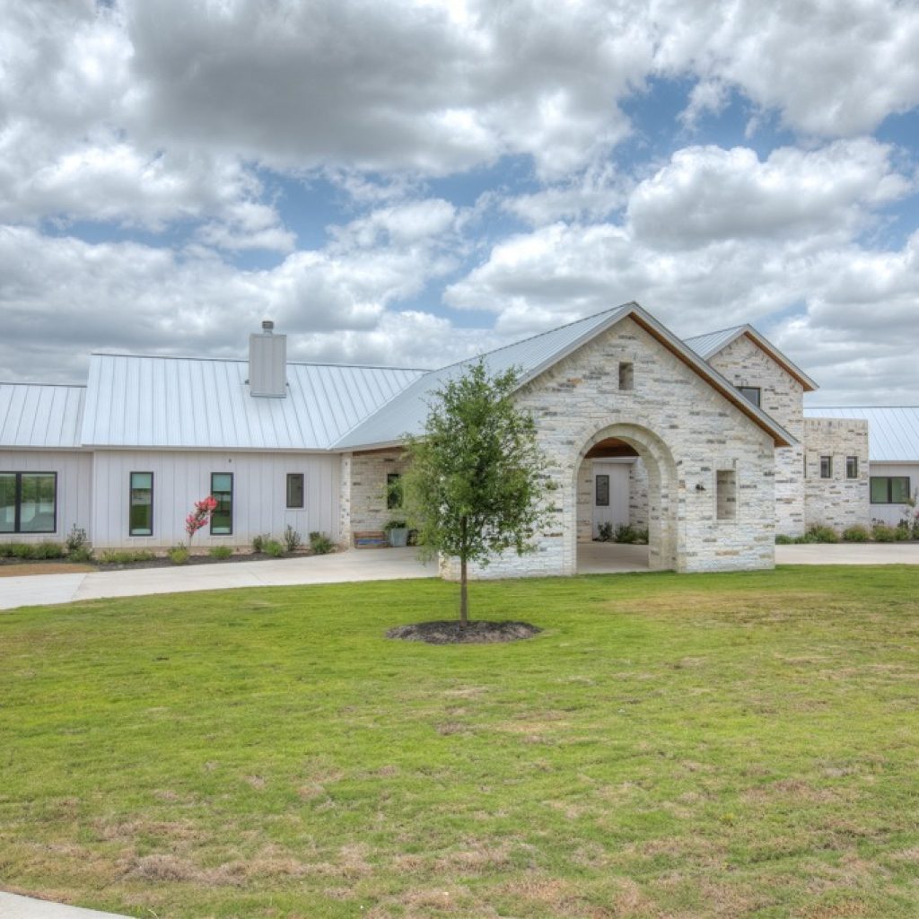 River Hills Homes: Riverfront Community Living That Feels Like Home
