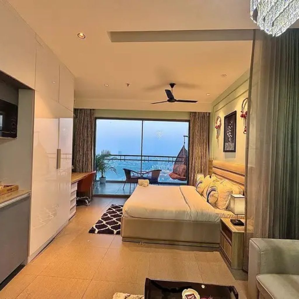 Supernova Noida Airbnb: Cozy, Central Stay