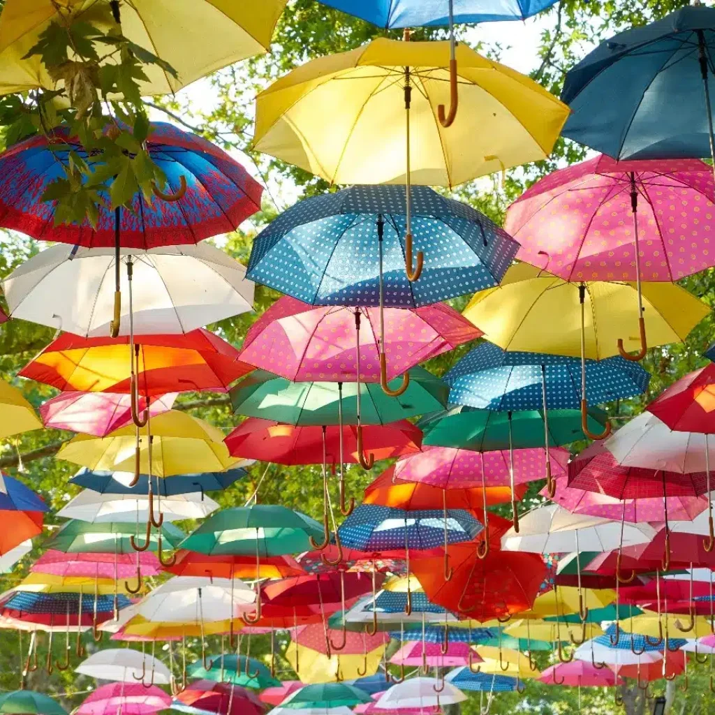 Stylish Streetwear Keyring: Grab a Trendy Accessory Now