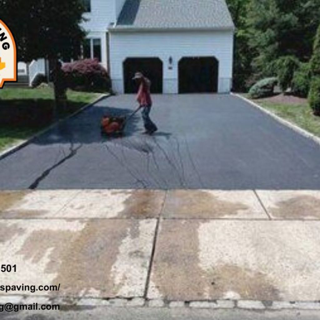 Top South Florida Paving Experts for Durable Driveways and Lots