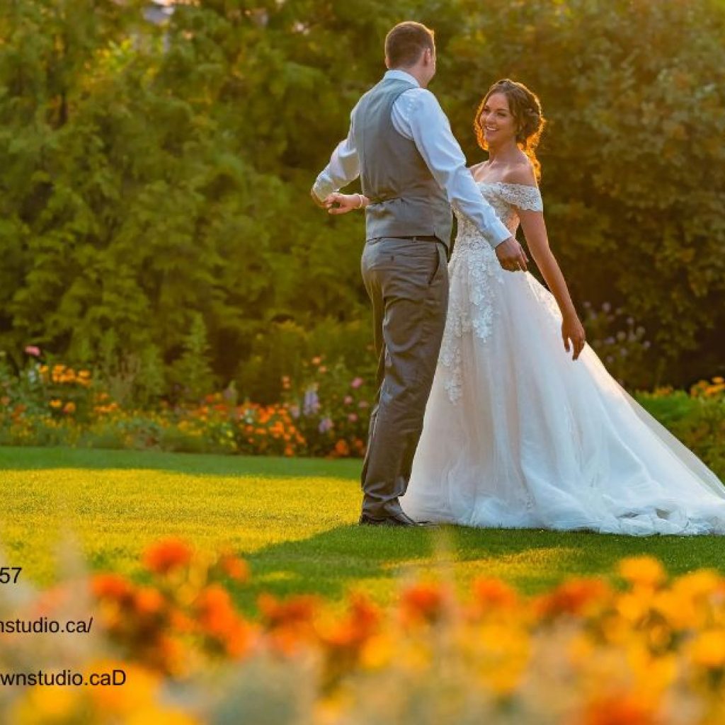 Wedding Photographer Studio In Kelowna | Brownstudio.ca Wedding Photographer Studio In Kelowna | Brownstudio.ca