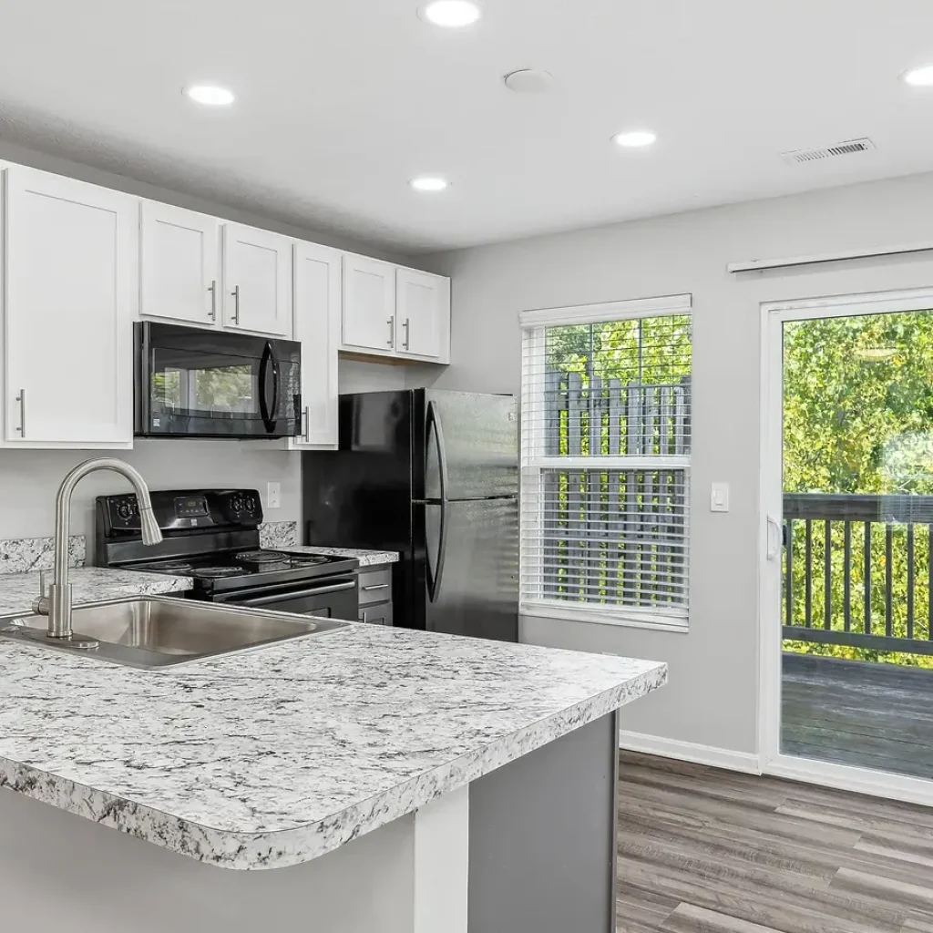 Expert Exterior Upgrades for Multi-Family Homes in Pickerington