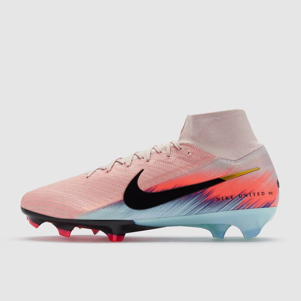 חליפת נייק תכלת | Sportyil.co.il