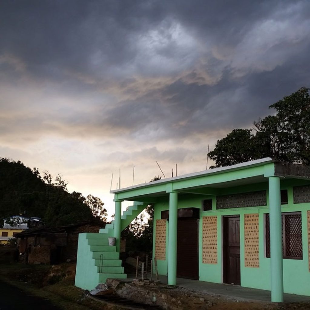 Discover a Nepal mountain trekking holiday in unforgettable landscapes