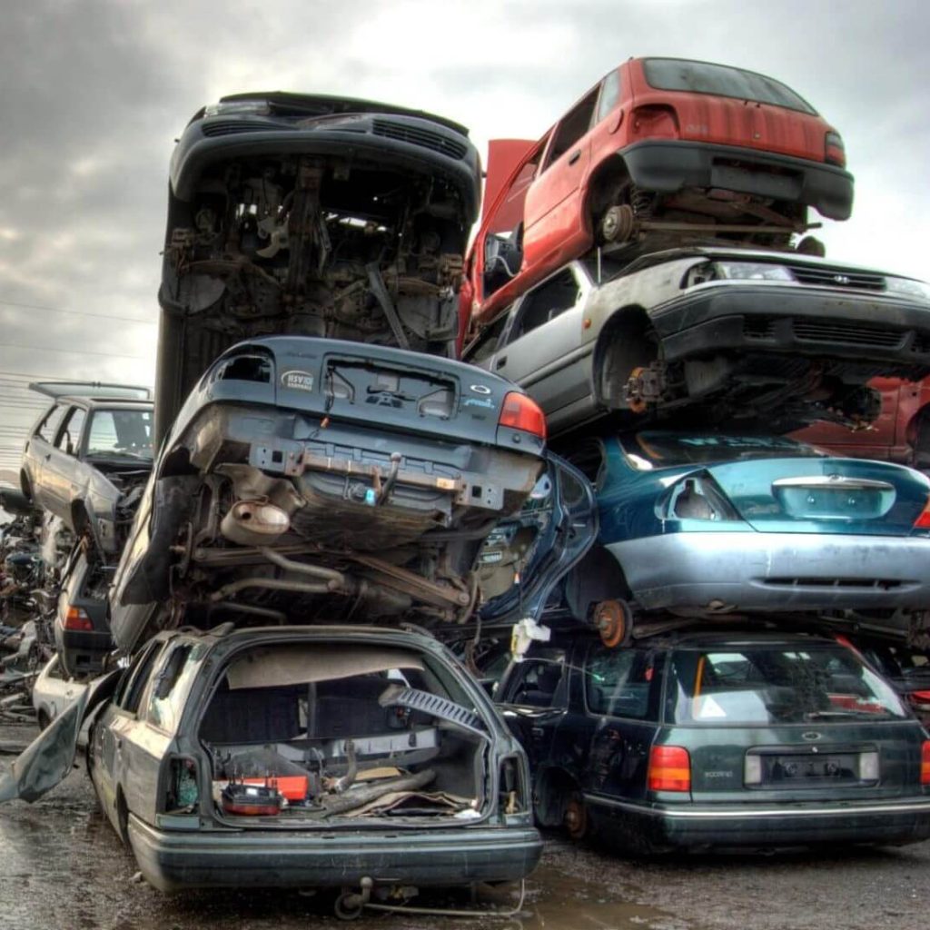 Fast, Free Junk Vehicle Removal in Edmonton Fast, Free Junk Vehicle Removal in Edmonton