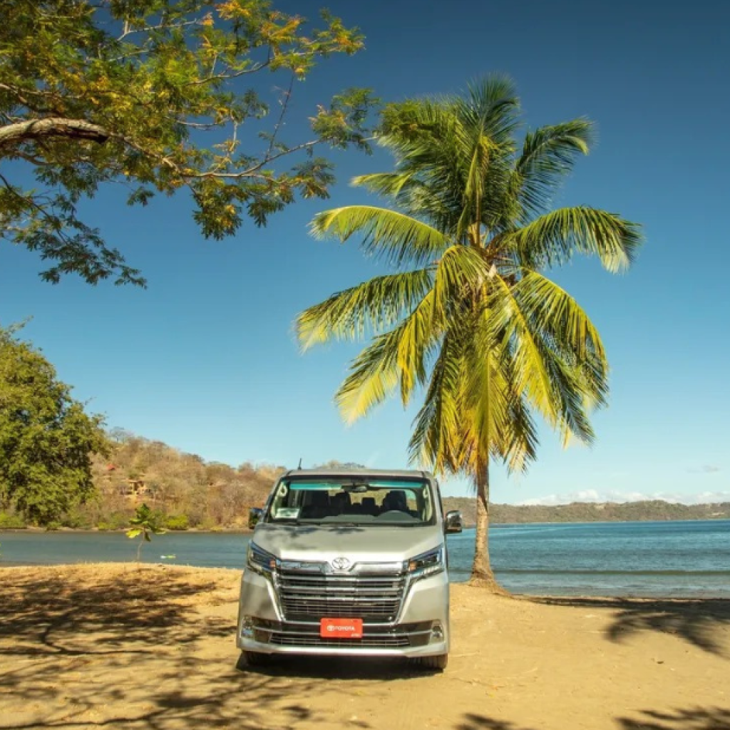 Explore Eco-Friendly Travel in Costa Rica: A Guide to EV Options Explore Eco-Friendly Travel in Costa Rica: A Guide to EV Options