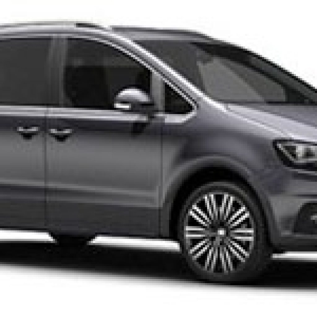 Premium 8-Seater MPV Hire for the Cotswolds | Luxury Travel Premium 8-Seater MPV Hire for the Cotswolds | Luxury Travel