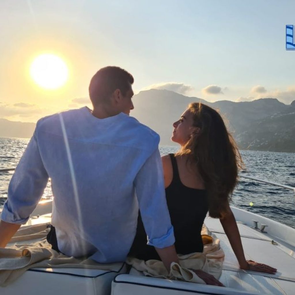 Noleggio barche a Capri: esplora coste da sogno in autonomia