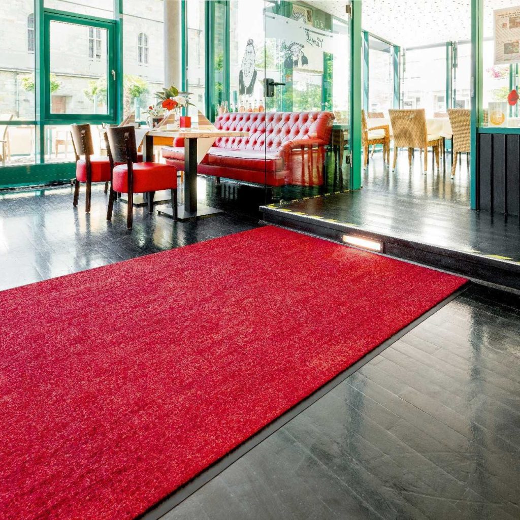 Ny fräschhet för dina mattor i Göteborg – professionell tvätt