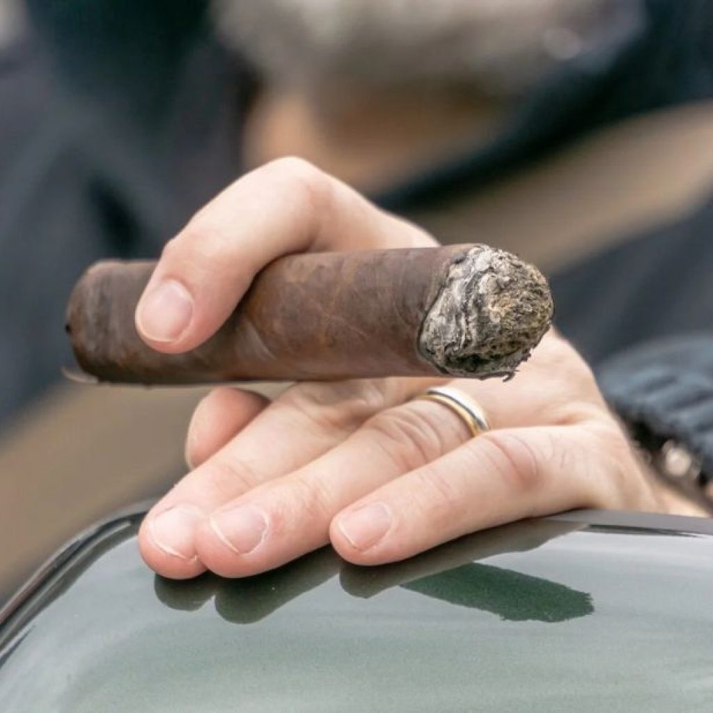 Experience Premier Cigar Gatherings and Tastings Worldwide Experience Premier Cigar Gatherings and Tastings Worldwide