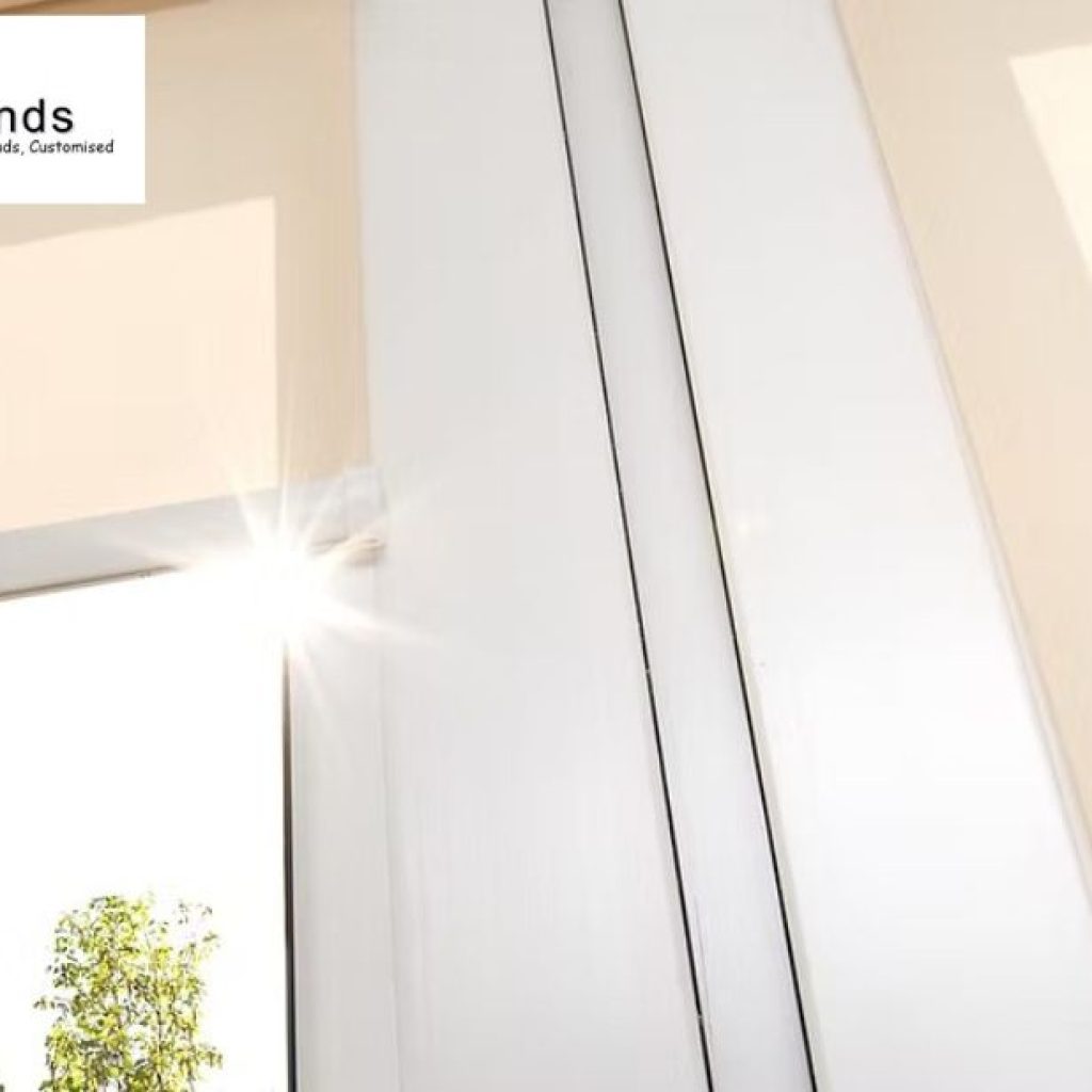Custom blinds: precise cuts for a perfect fit at home Custom blinds: precise cuts for a perfect fit at home