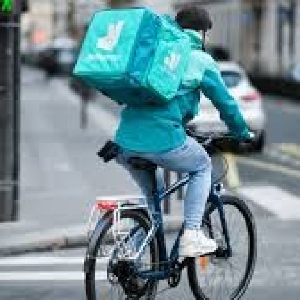 Hire top logo designers for striking brand identities