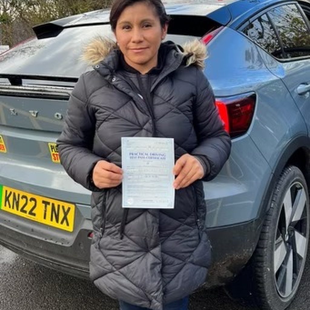 Boost Your Driving Confidence with Expert Lessons in Bradley Stoke Boost Your Driving Confidence with Expert Lessons in Bradley Stoke
