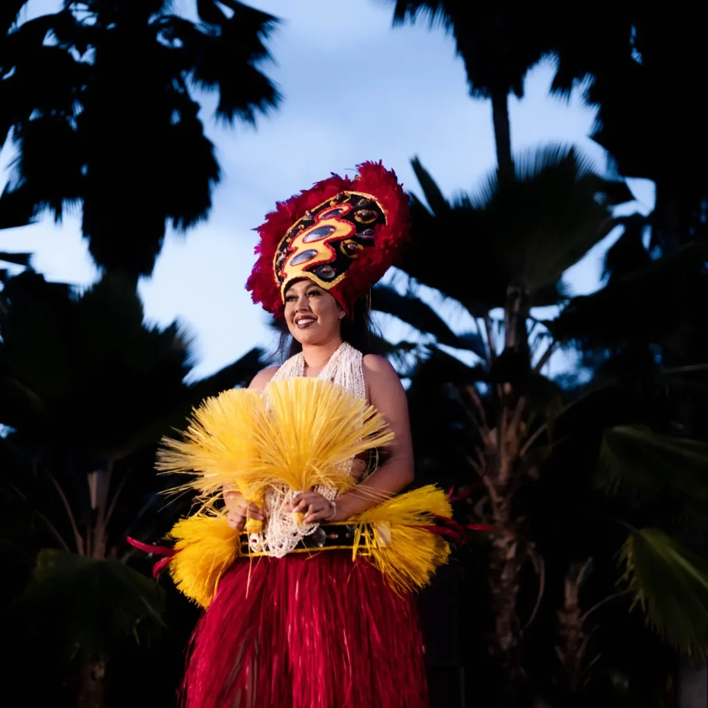 Experience a Traditional Hawaiian Feast Under the Night Sky Experience a Traditional Hawaiian Feast Under the Night Sky
