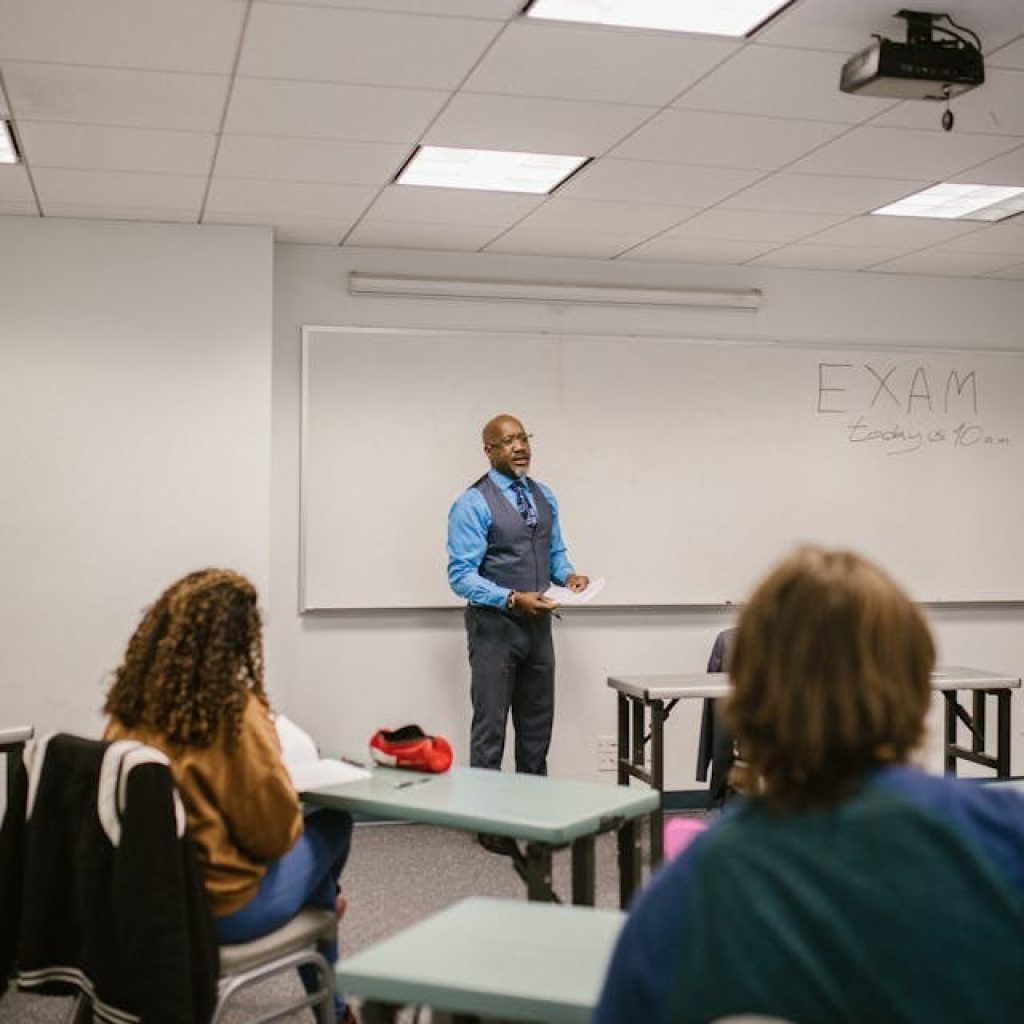 Tailored Leadership and Skills Development for Your Team Tailored Leadership and Skills Development for Your Team