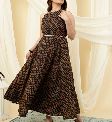 Beautiful Ethnic Dresses for Women – Shop Now